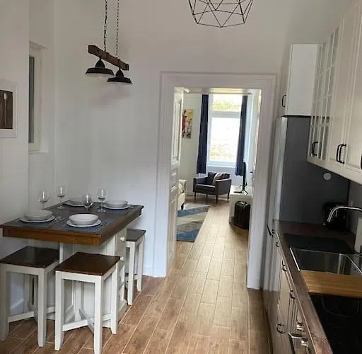 Lägenhet Raday Street, Spacious, Modern